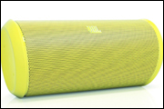 Review JBL FLIP II: Catchy design, good sound quality make this wireless speaker standout
