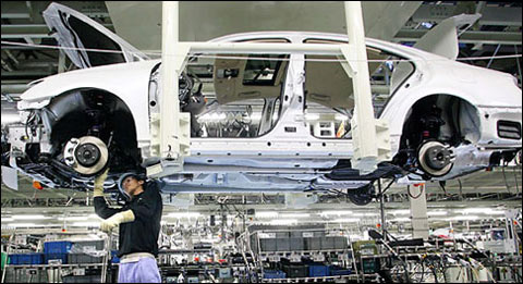 toyota auto workers wages #2