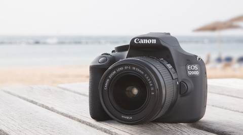 Canon 1200 D