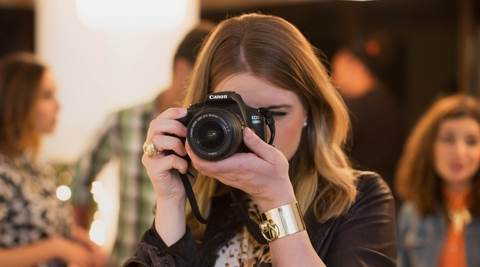 Canon 1200 D
